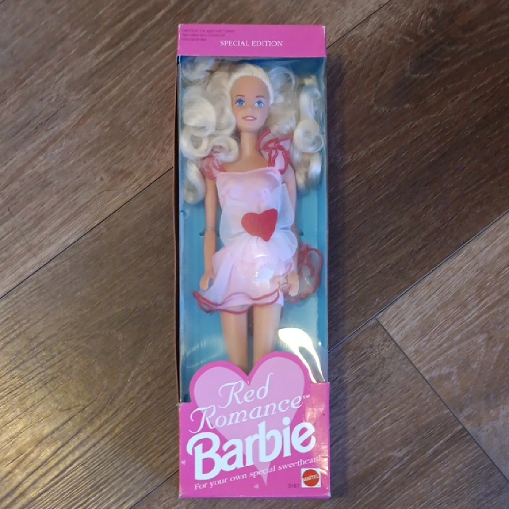 ❤️1992 Vintage Special Edition Red Romance Barbie Valentines Day ❤️